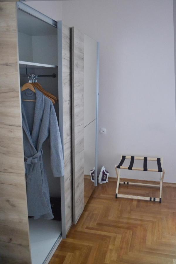 Appartamento Nicola's Novi Sad Esterno foto
